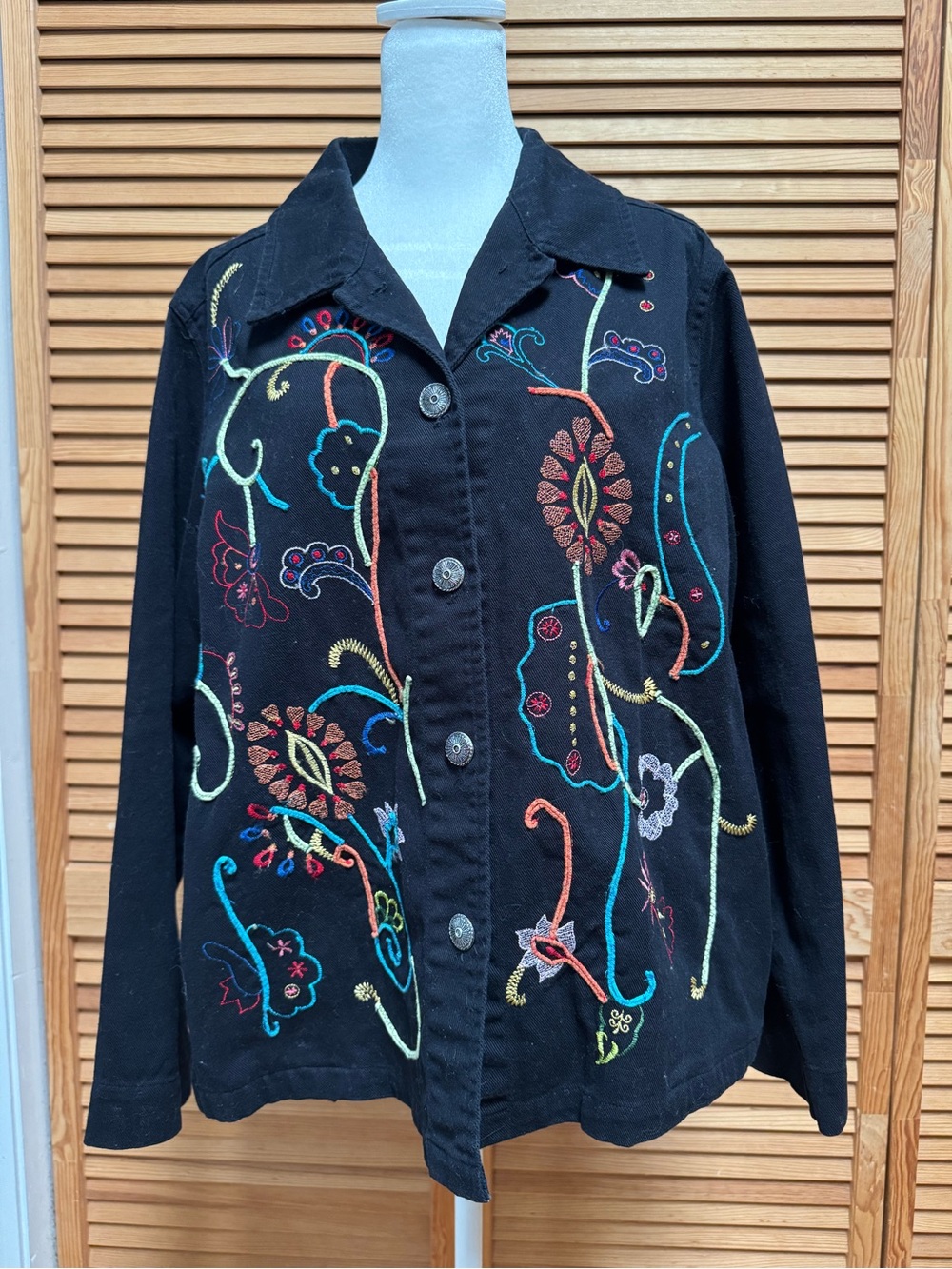 Vintage White Stag Embroidered Denim Jacket Black Floral Shacket Size L BohoChic